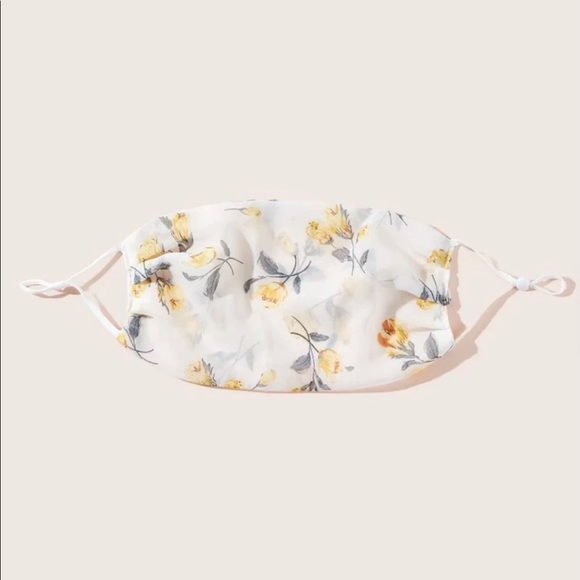 $5 with bundle - Floral Pattern Face Mask - Picture 3 of 3